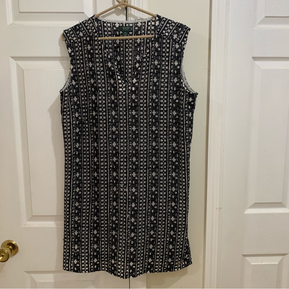 Roots Canada Black and White Woven Gauze Dress Size Small (oversized)